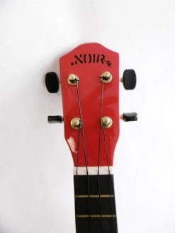 Rattlesnake Ukulele In Rot Sopranukulele -Kinderspielzeug Laden 7 600321rot a 600x600